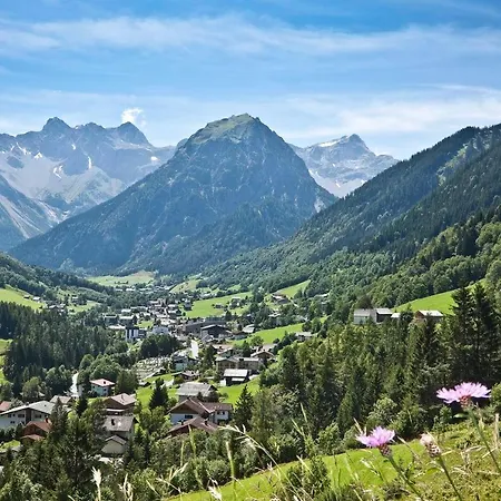 Haus Raetikon Бранд