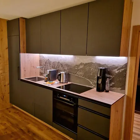 דירה Haus Raetikon